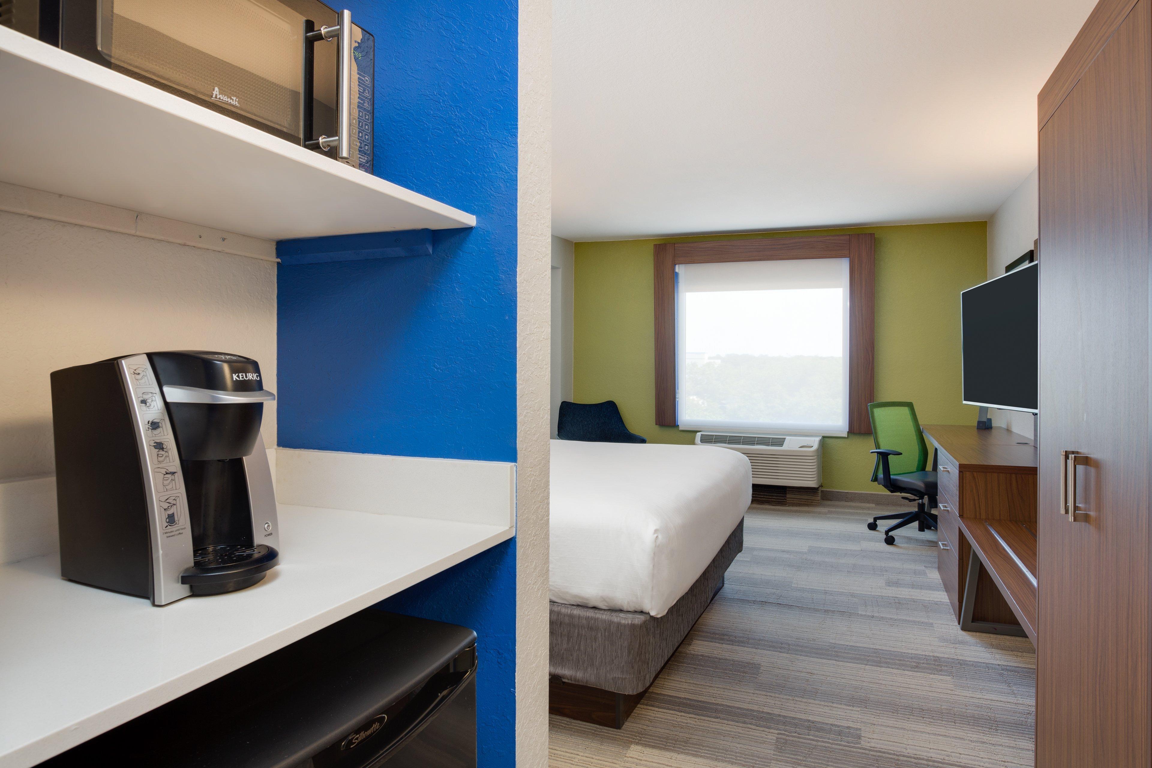 Holiday Inn Express Hotel & Suites Tampa-Fairgrounds-Casino By Ihg Extérieur photo