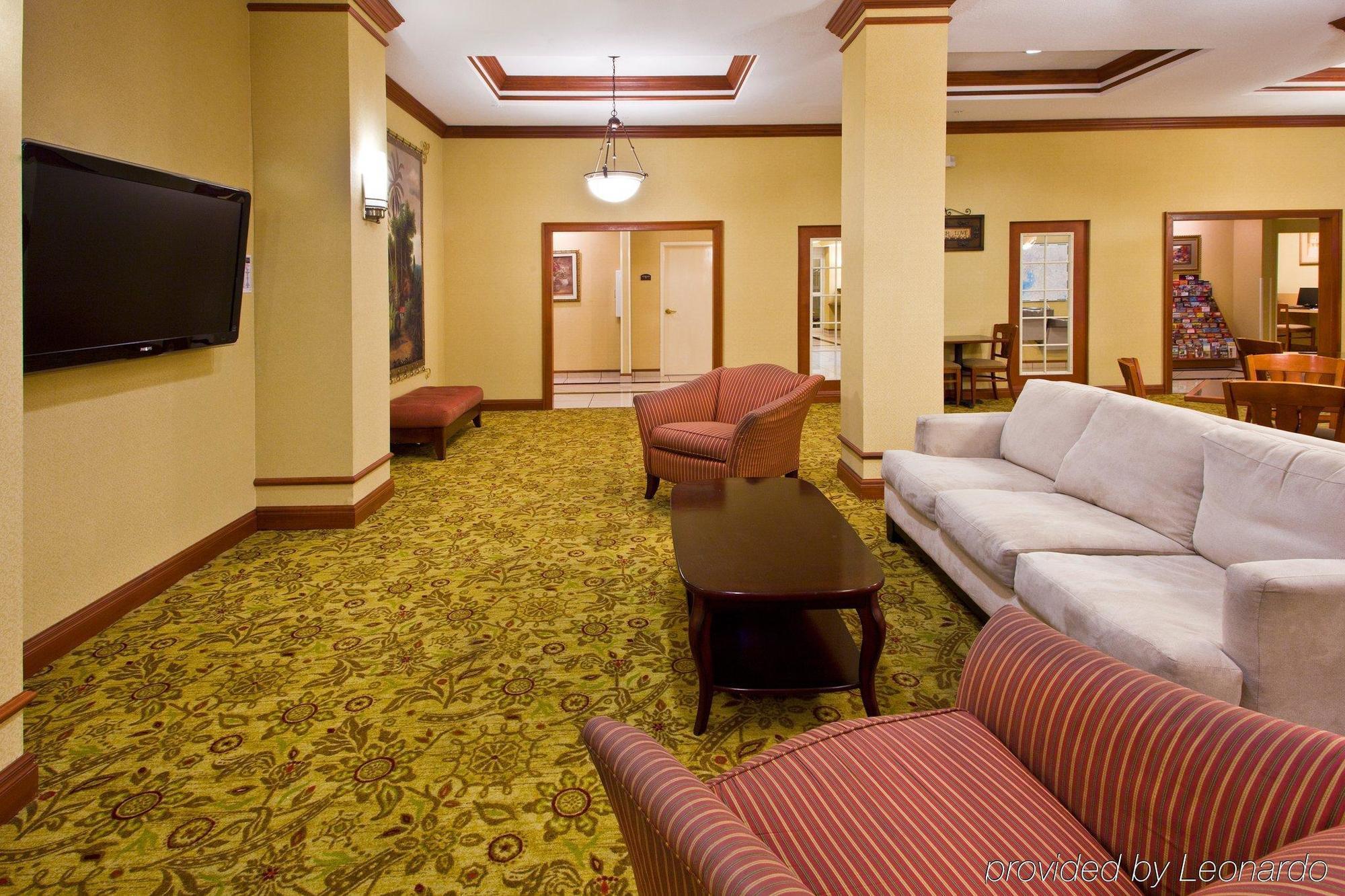 Holiday Inn Express Hotel & Suites Tampa-Fairgrounds-Casino By Ihg Intérieur photo